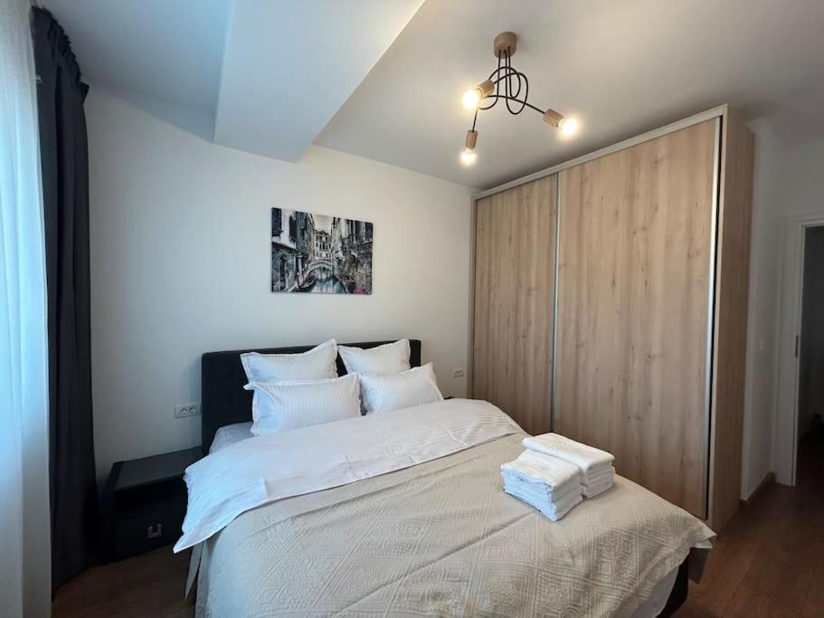 Regie Sunset Apartment Бухарест Екстер'єр фото
